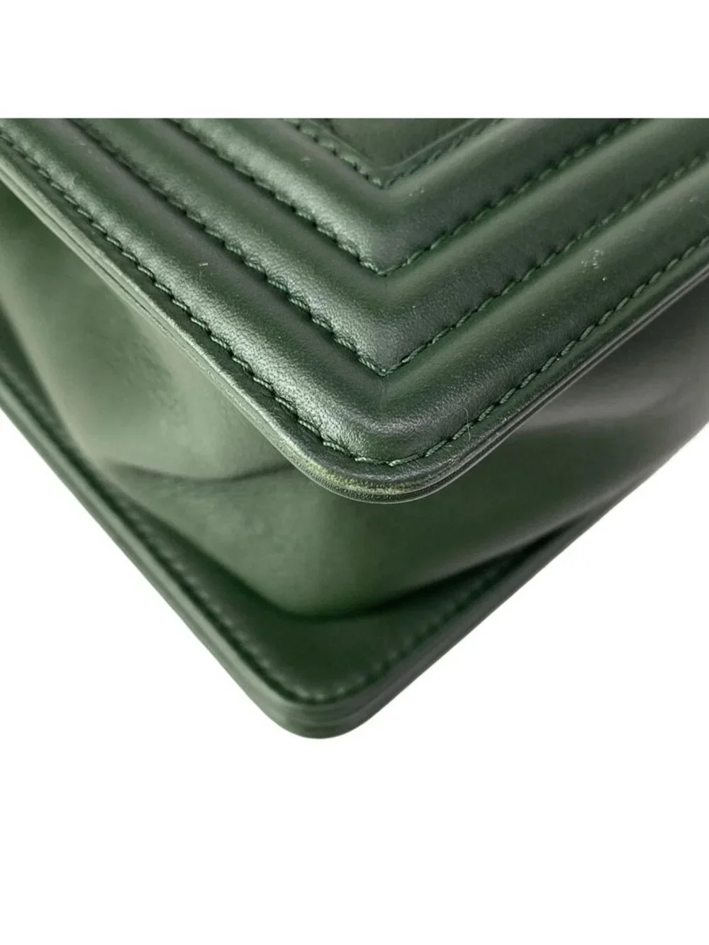 Chanel Shoulder Bag Boy Quilted Dark Green Vintage Gold Chain Leather